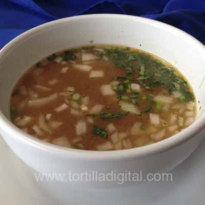 Sopa de tortilla en pasilla