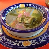 Sopa fría de cilantro y aguacate