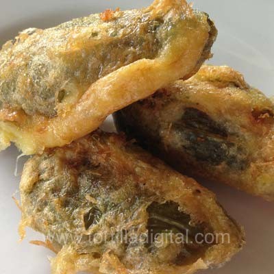 Chiles rellenos de atún