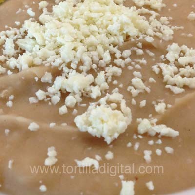 Frijoles maneados