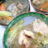 Sopa de higaditos de pollo