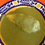 Pollo en chile verde