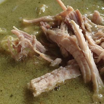 Pozole verde de pollo